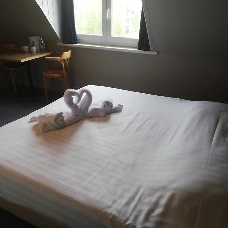 Logies Het Maantje Hotel De Panne Ngoại thất bức ảnh