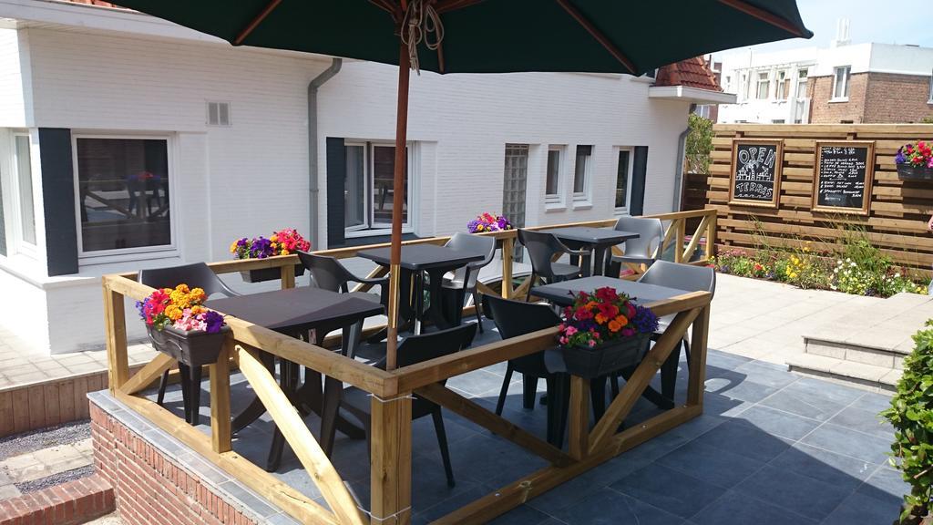 Logies Het Maantje Hotel De Panne Ngoại thất bức ảnh