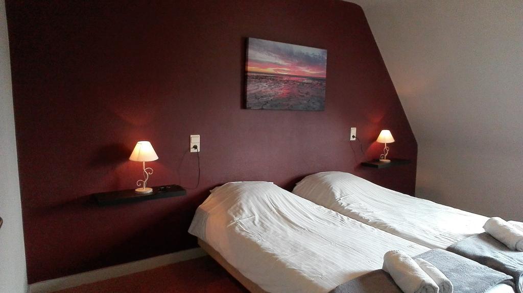 Logies Het Maantje Hotel De Panne Ngoại thất bức ảnh