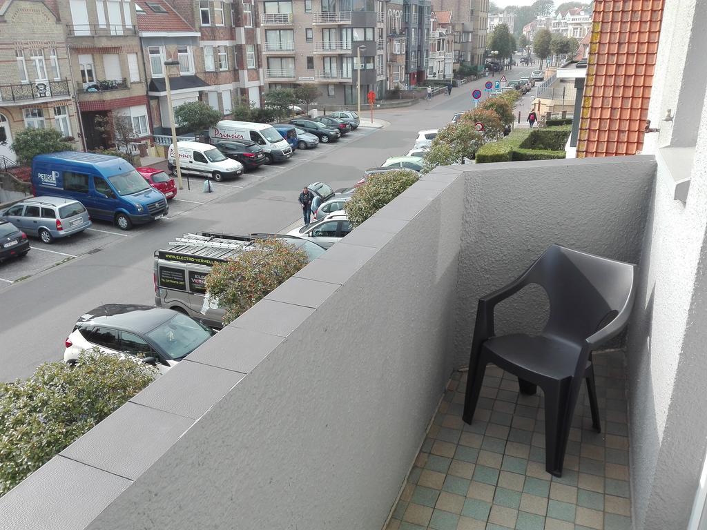 Logies Het Maantje Hotel De Panne Ngoại thất bức ảnh
