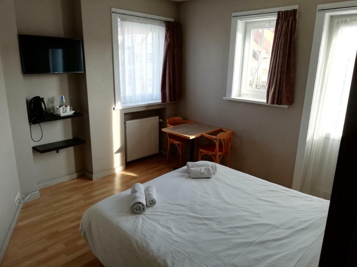 Logies Het Maantje Hotel De Panne Ngoại thất bức ảnh